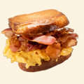 Sándwich huevo c/ tocino